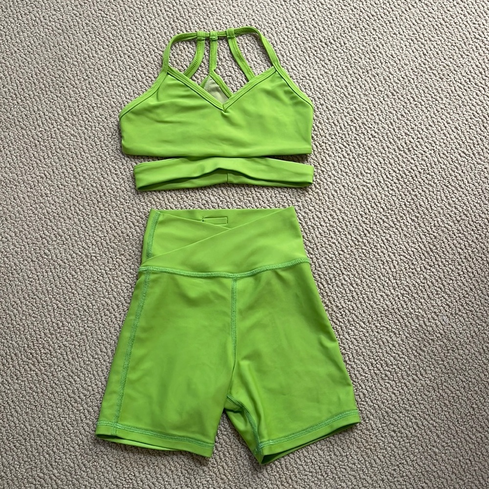 FIVE THE LABEL MAVERICK BRA and Crossover Shorts IN Green Apple (SET)